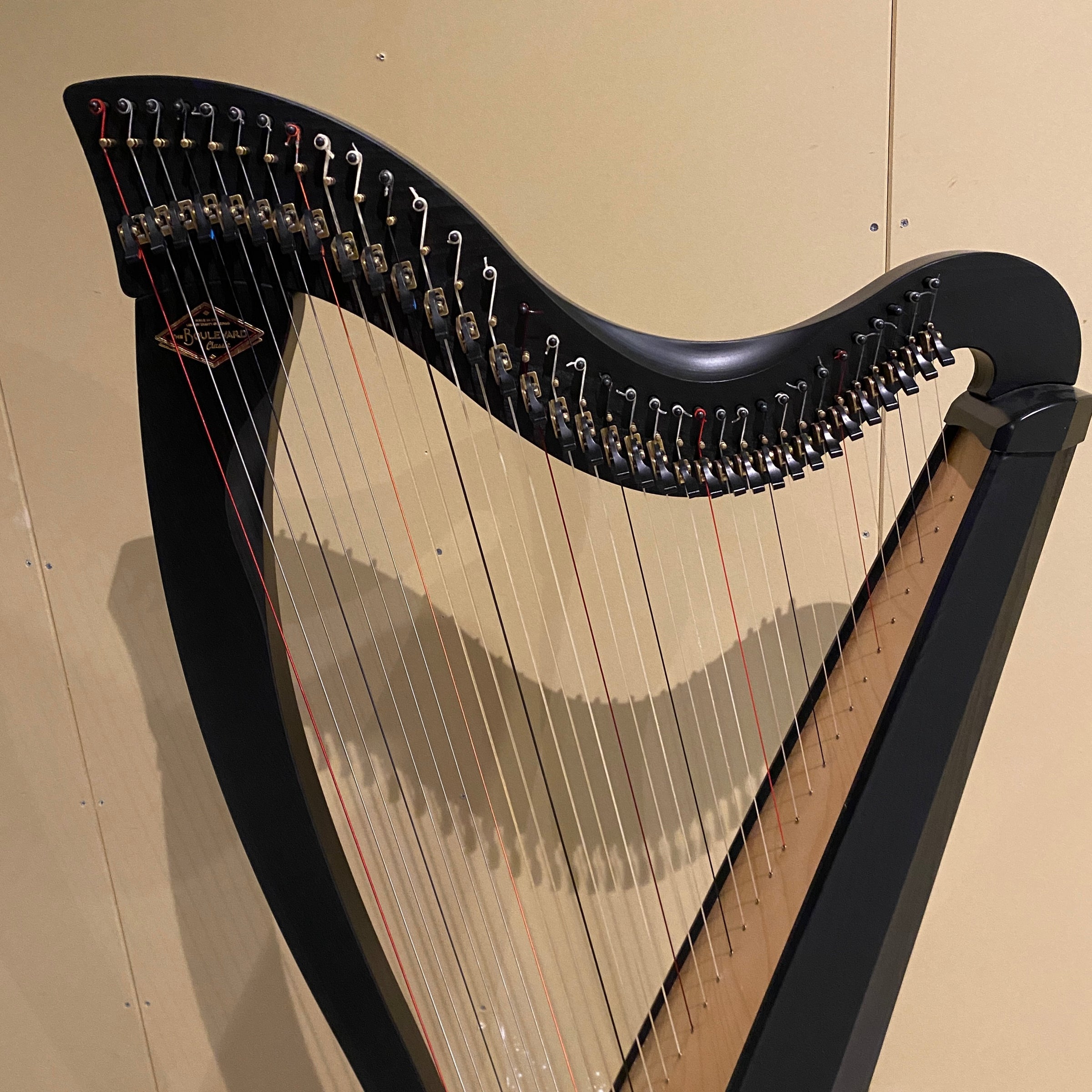 Boulevard 34 Dusty Strings ハープ（中古品・修復整備品、発送