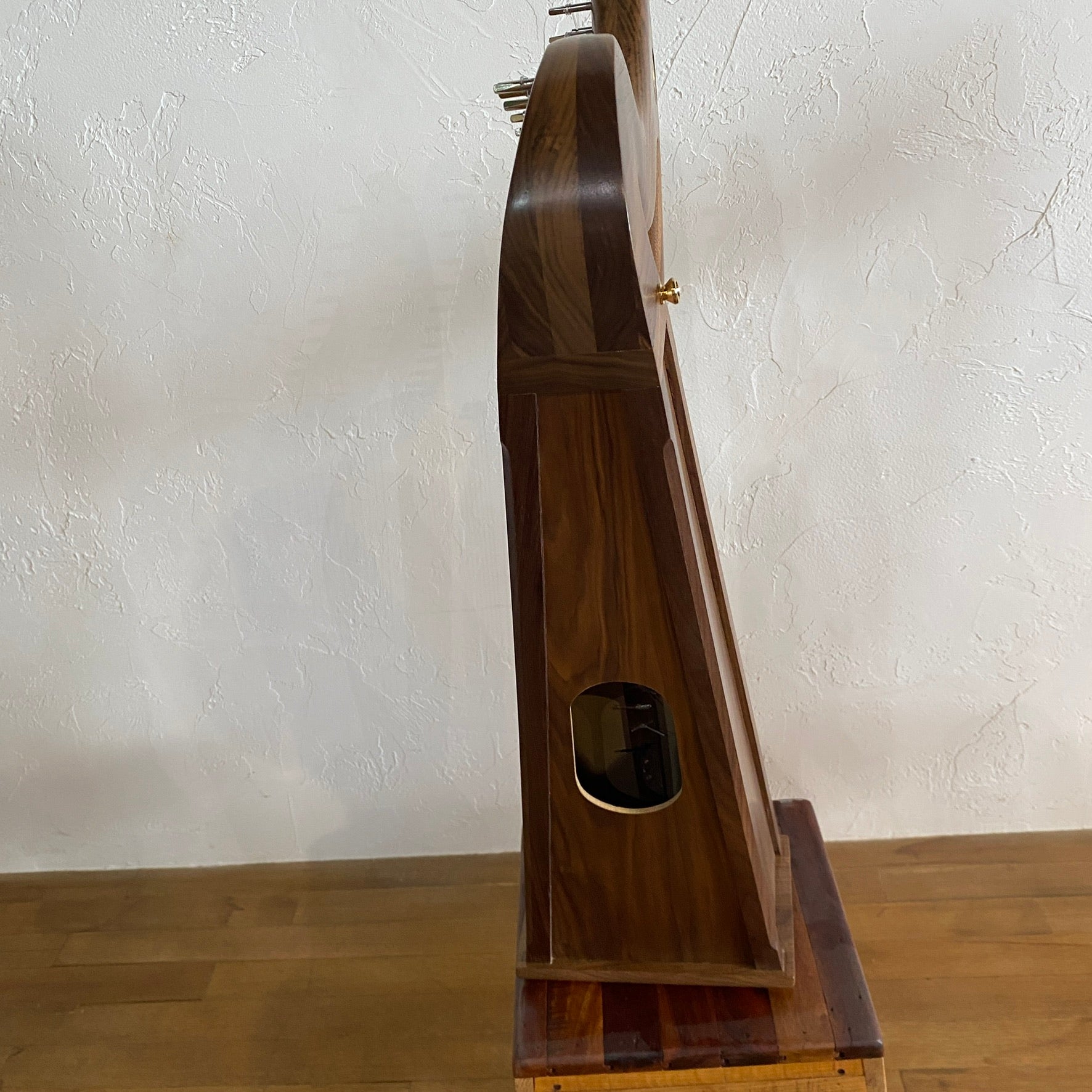 Stoney End Harp Eve Walnut Featherlite | DulciCraft Store-site