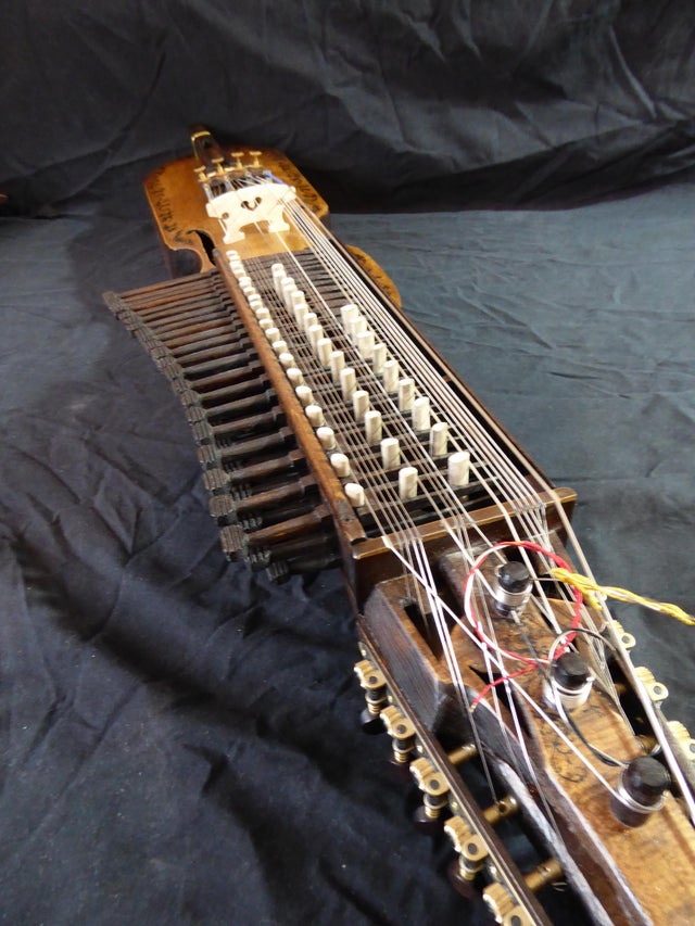 Tagelharpa タールハルパ Talharpa 北欧民族楽器 職人手作り